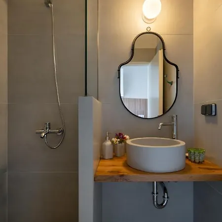 Grand Bleu Anastazia Apartment