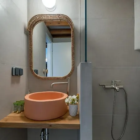 Grand Bleu Anastazia Apartment *