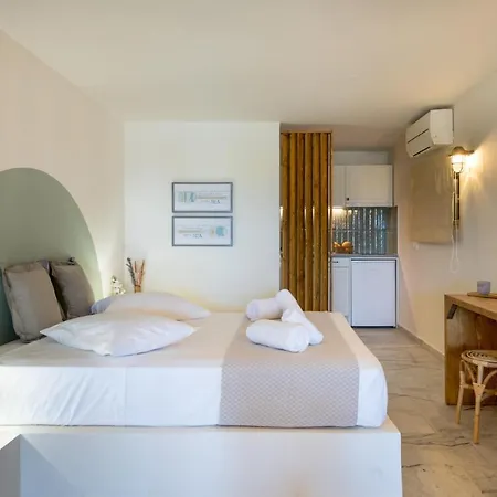 Grand Bleu Anastazia Apartment *