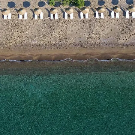 Grand Bleu Anastazia Apartment