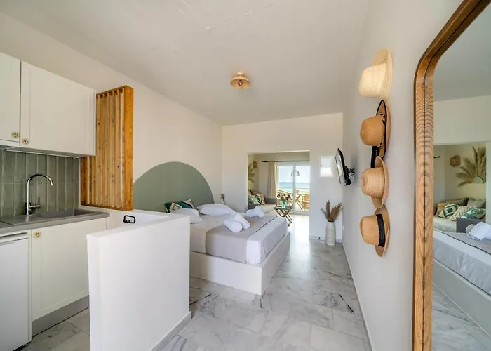 Grand Bleu Anastazia דירה