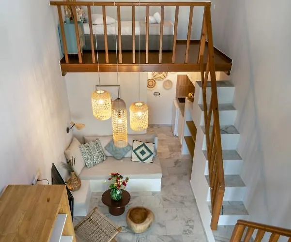 Grand Bleu Anastazia * פורטו הלי